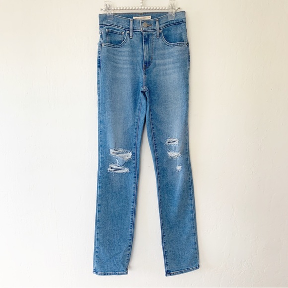 Levi’s 724 High Rise Straight Jeans